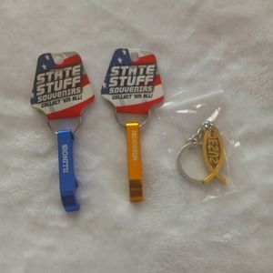 3 key chains souvenirs with Missouri, Illinois, and Jesus written on them.